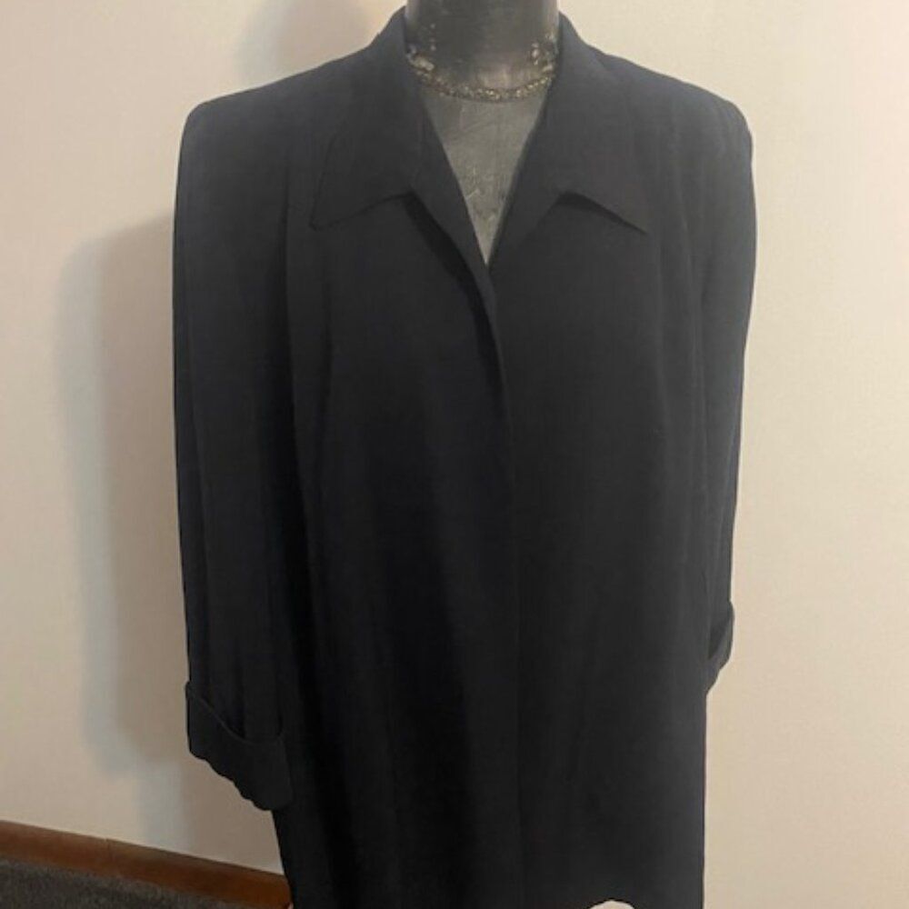 Lorraine Vintage Navy Blue open wool blazer with cuffed sleeves, size 18